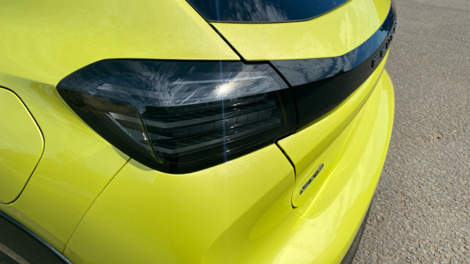 Peugeot 208 1.2 100 Turbo GT 5dr Petrol Hatchback - Image 29